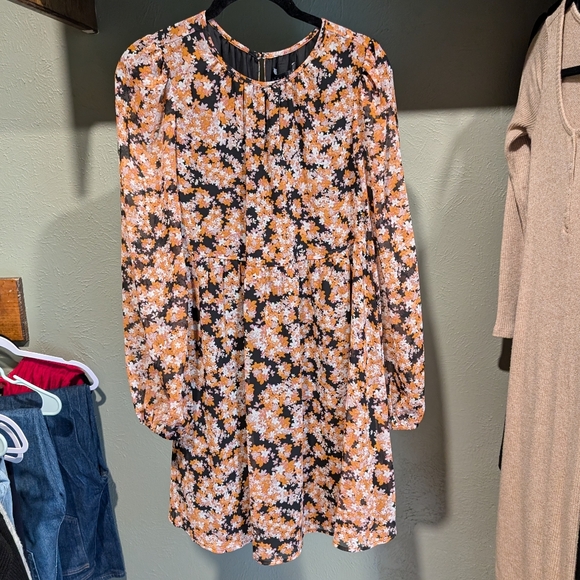 Floral Babydoll Dress - Picture 2 of 4